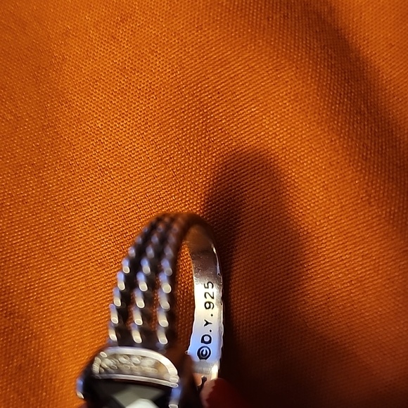 Authentic Wheaton David Yurman ring. Size 8 - Picture 4 of 16